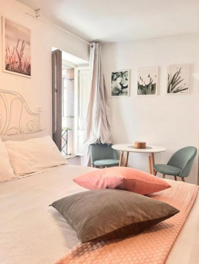Glory house Navona Square